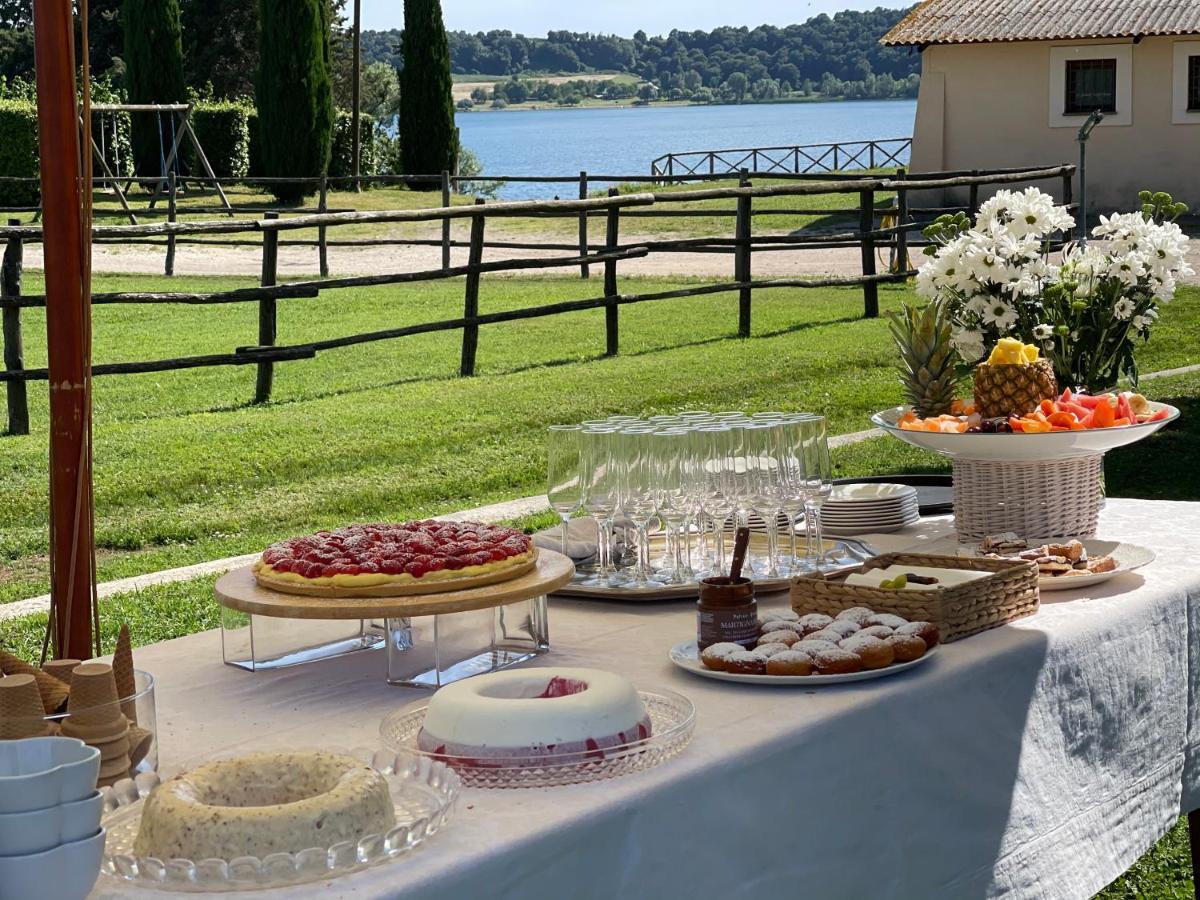 Agriturismo Potrero Grande Sul Lago Di Martignano Con Spiaggia Campagnano Di Roma Exteriör bild