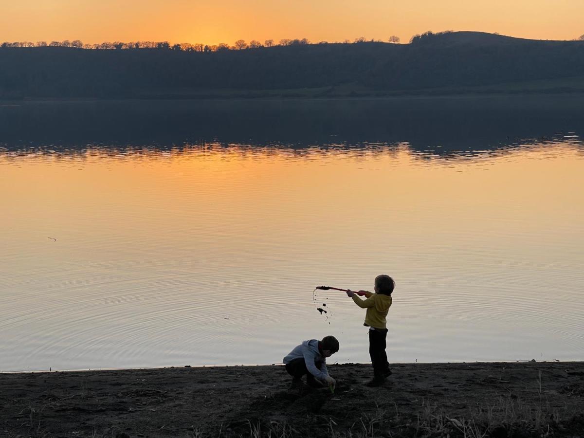 Agriturismo Potrero Grande Sul Lago Di Martignano Con Spiaggia Campagnano Di Roma Exteriör bild