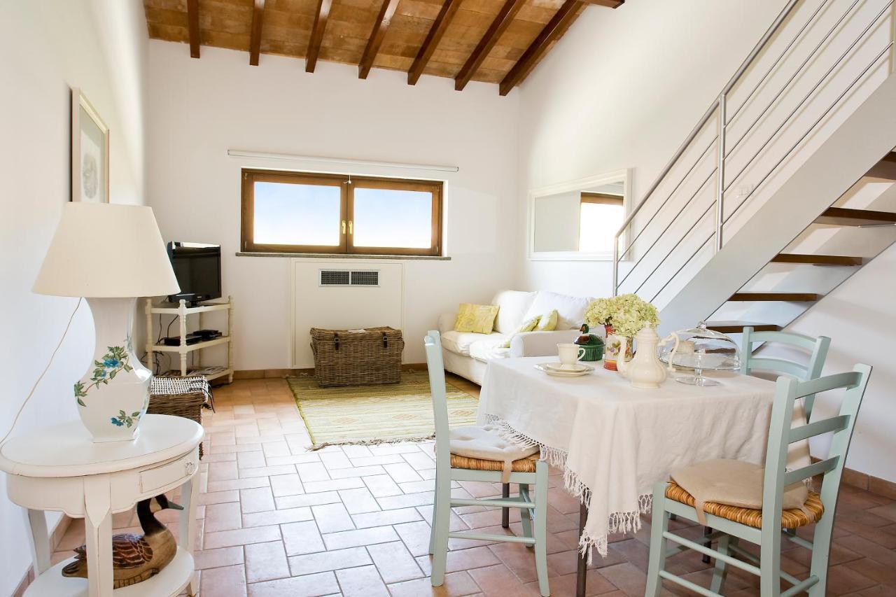 Agriturismo Potrero Grande Sul Lago Di Martignano Con Spiaggia Campagnano Di Roma Exteriör bild